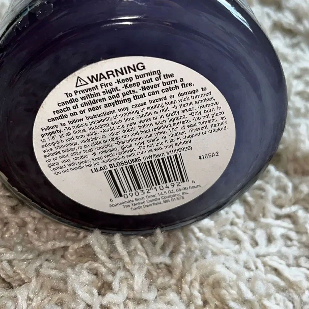 Yankee Candle Lilac Blossoms 14.5 oz Retired Rare Black Band Purple